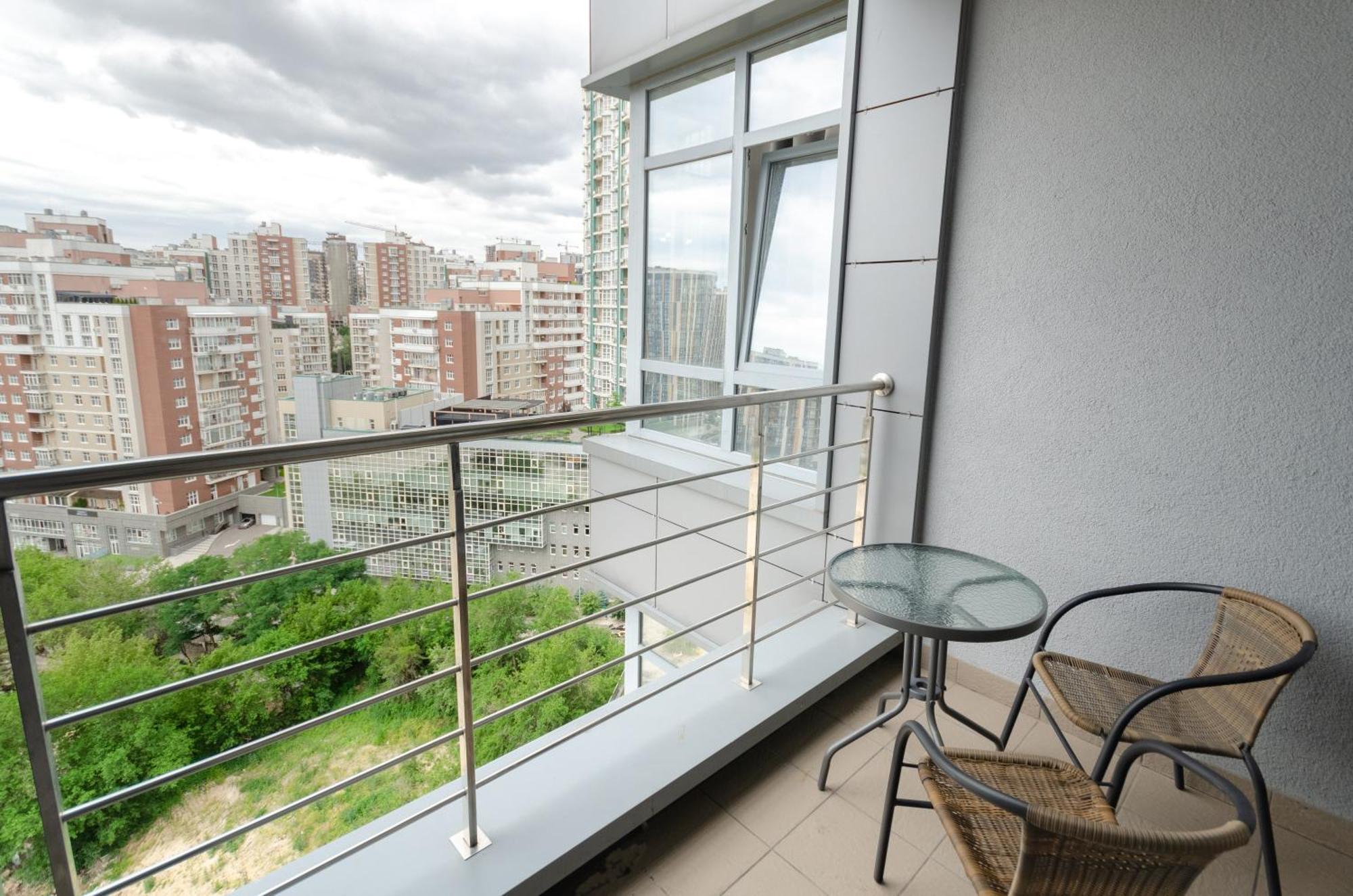 Petrovdom Apartaments 11-212 In Rc Central Park, 7 John Mccain Street 키예프 외부 사진